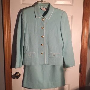 VINTAGE CASTLEBERRY KNIT SUIT